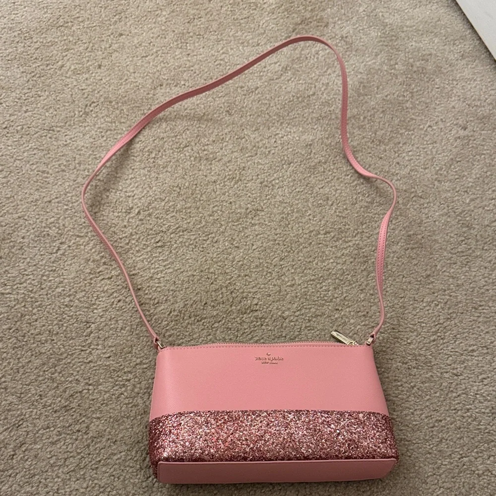Kate Spade purse - Picture 2 of 8